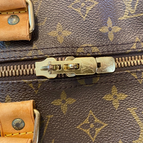 Pre-loved Louis Vuitton Monogram Keepall 55 Bandoulière - Picture 10 of 15